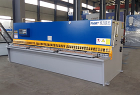 2016款擺式(shi)剪闆機(ji)QC12Y-6*4000