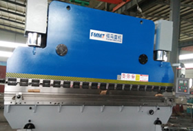 WC67Y-300/4000液(ye)壓闆料(liào)折彎機(ji)