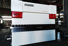WE67K-300T 4000主伺(sì)服數控折彎機(ji)