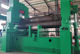 70×2500上輥(gun)萬能卷(juàn)闆機